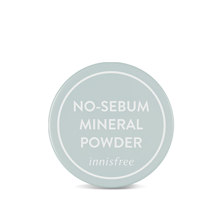 A round, light blue container of INNISFREE - No-Sebum Mineral Powder 5g is shown. The container, known for its 10-free clean formula, has white text on the lid displaying the product's name and brand.